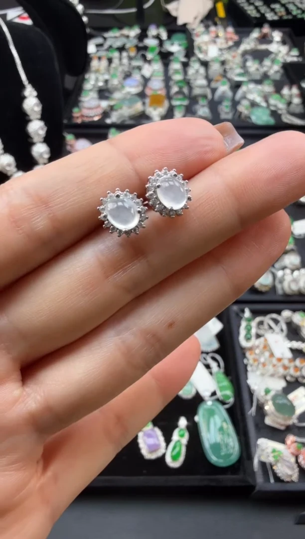 【闪购商品】翡翠耳钉银S925镶嵌耳钉（多样性发货）