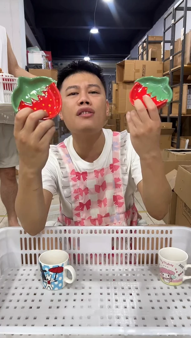 瓷片草莓小碟子2件套