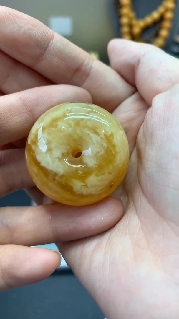 【闪购商品】未镶嵌琥珀珠宝奇石2947