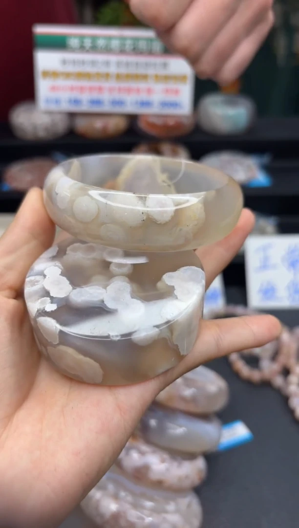 【闪购商品】石英质玉手镯未镶嵌191（65圈赠送镯心）