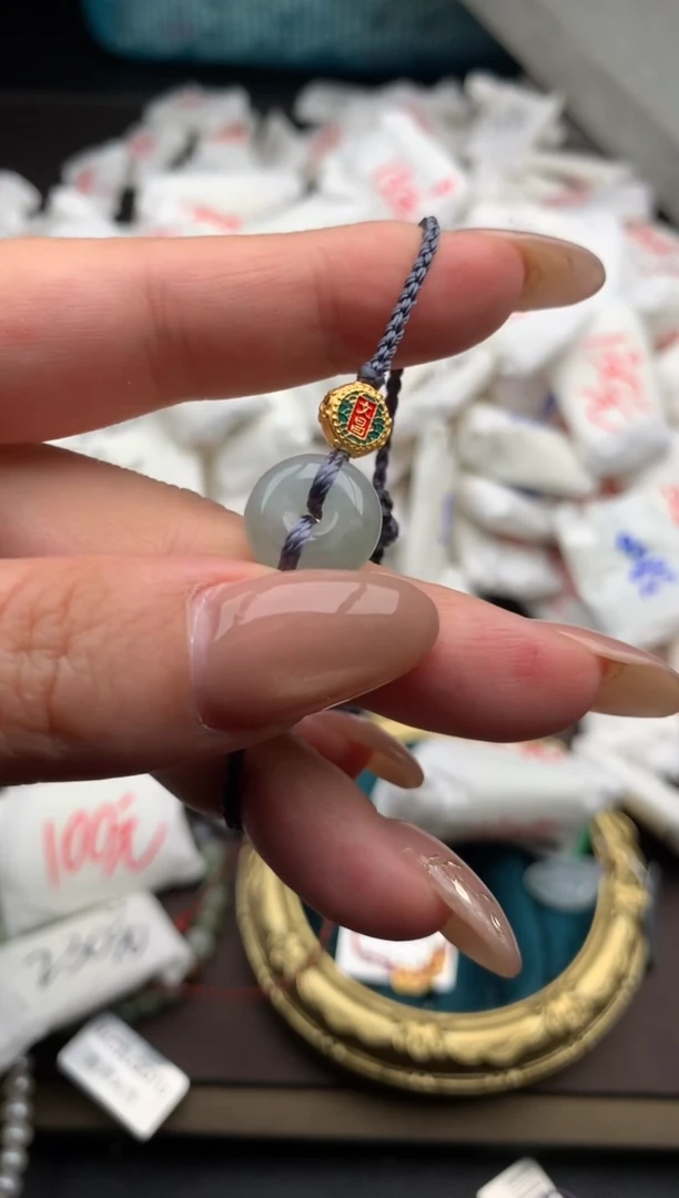 【闪购商品】翡翠手绳未镶嵌一