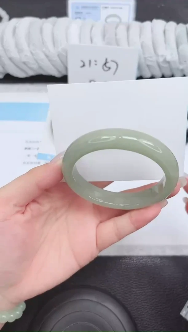 未镶嵌手镯石英质玉22-59