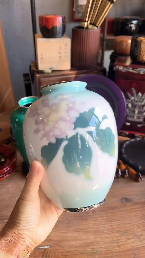 2.七宝烧花器           18*7公分