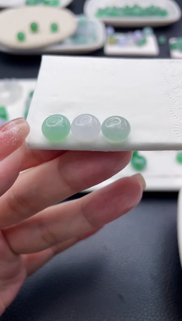 【闪购商品】定制翡翠未镶嵌珠子