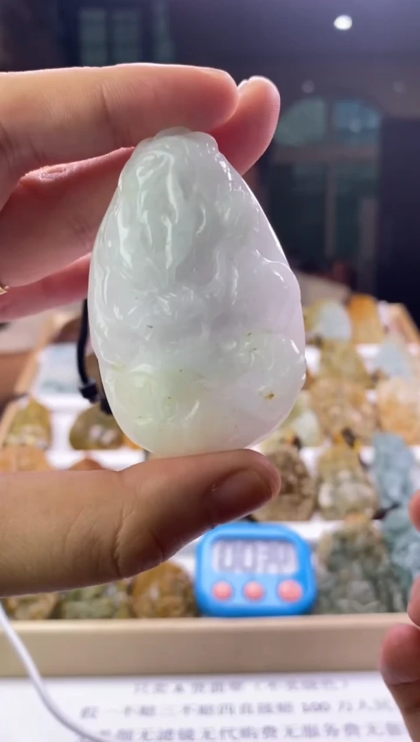 翡翠未镶嵌吊坠(不含链)天然翡翠