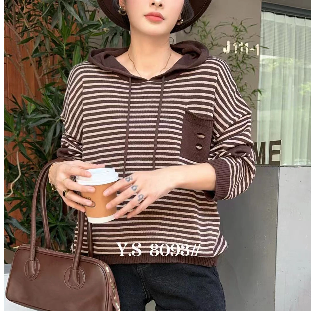 8093#秋冬季大码复古百搭横条纹连帽慵懒宽松拼接时尚棉织小衫