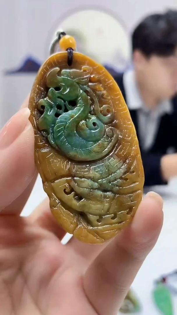 【闪购商品】定制翡翠未镶嵌5145mm-毛货挂件28