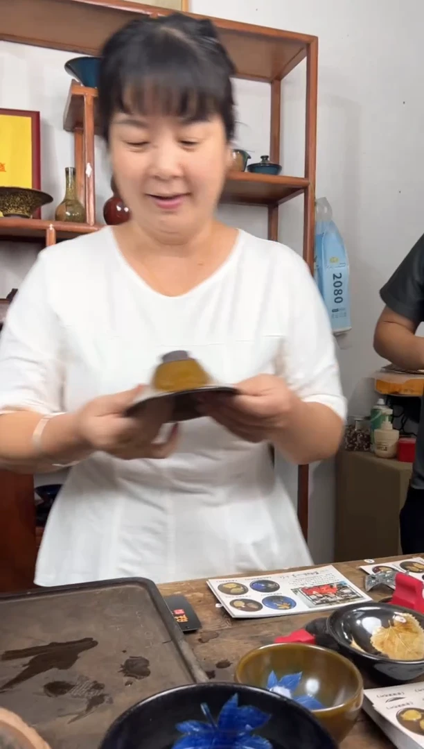 茶盏双非遗传承人暨培旺9