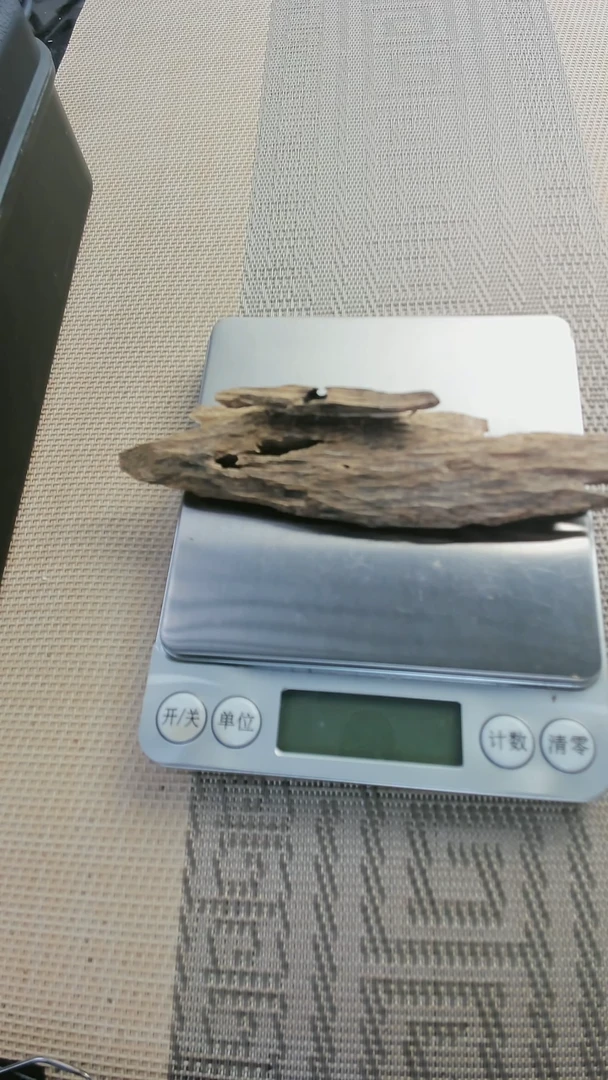 沉香枕沉香方糖碎屑