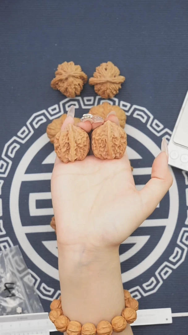 文玩核桃把件曹大龙34