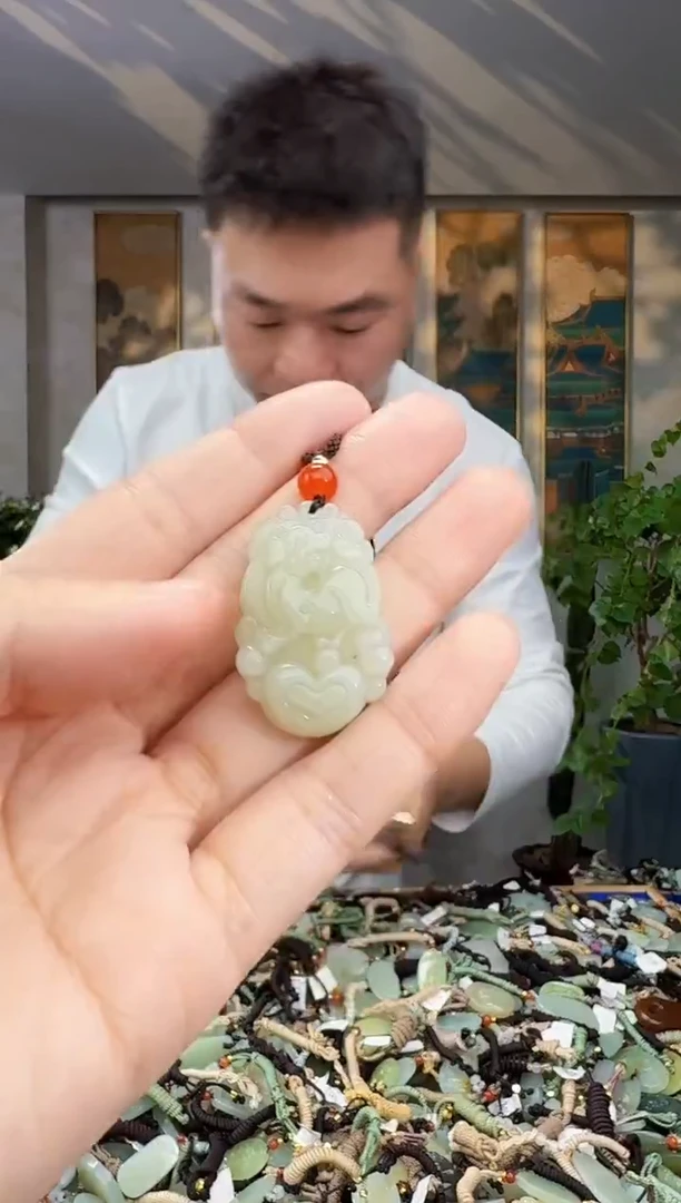 未镶嵌和田玉挂件拍一发一