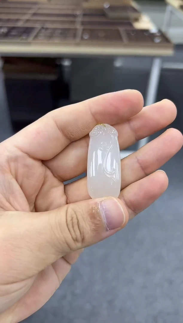 颈饰未镶嵌和田玉福瓜