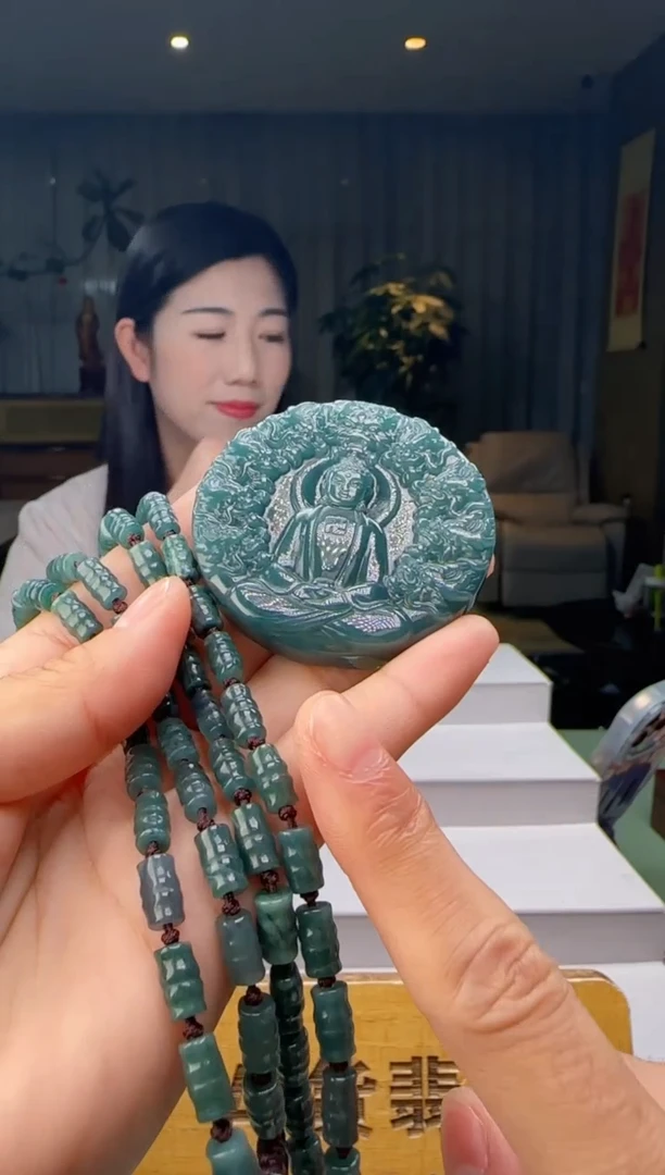 吊坠(赠链)未镶嵌翡翠多样性发其一HH@@60B7J03757