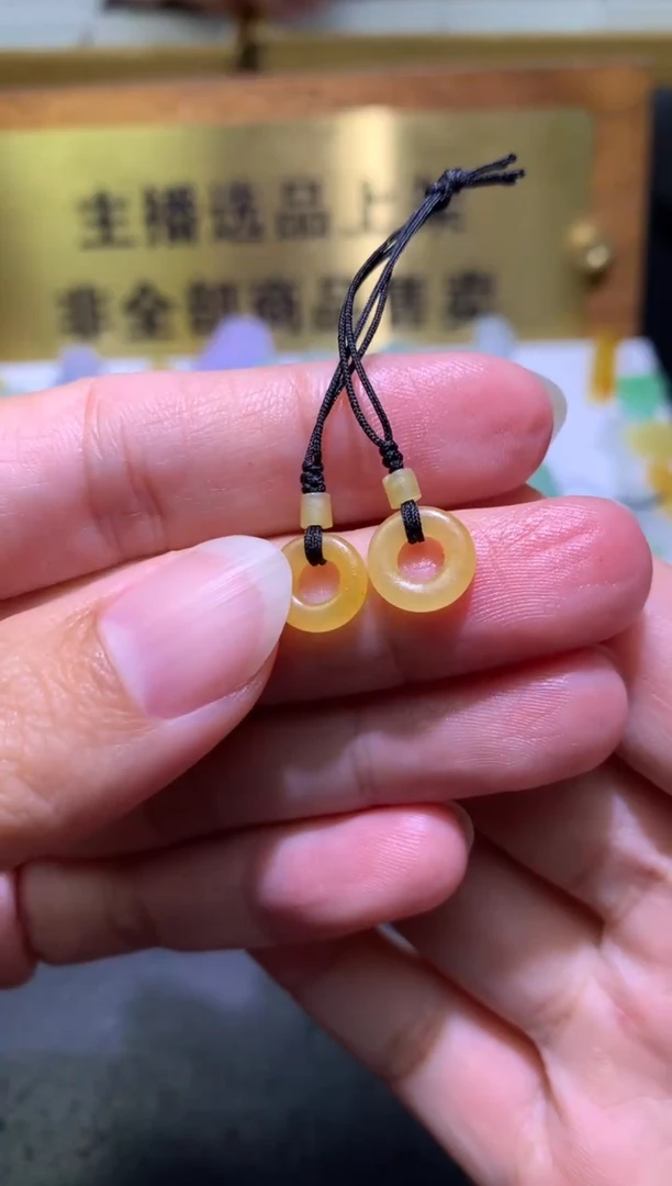 未镶嵌定制翡翠毛货