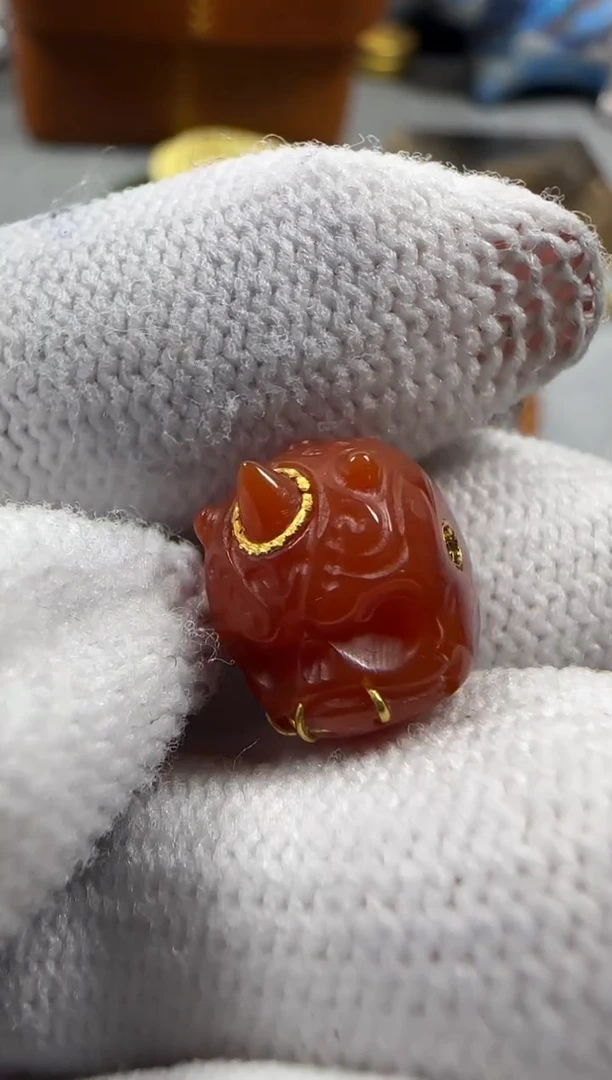 【闪购商品】南红玛瑙吊坠(不含链)18K金镶嵌南红镶金