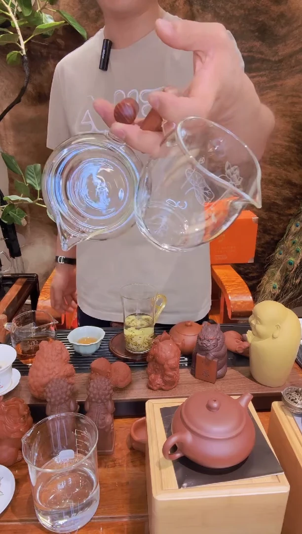 加厚木把手玻璃公道杯