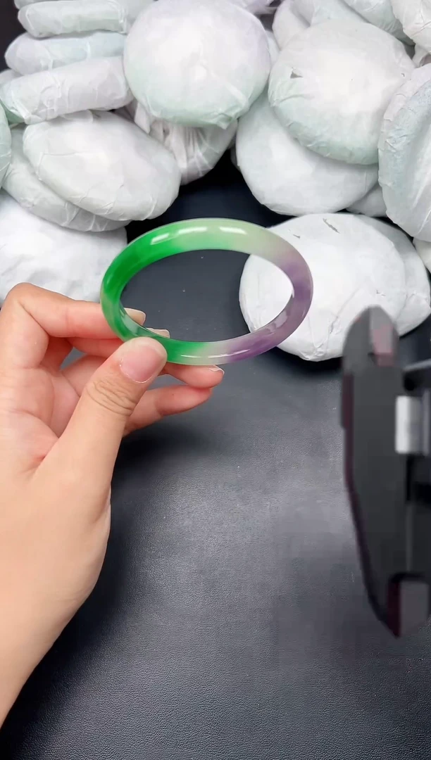 精品手镯，一物一拍Y093