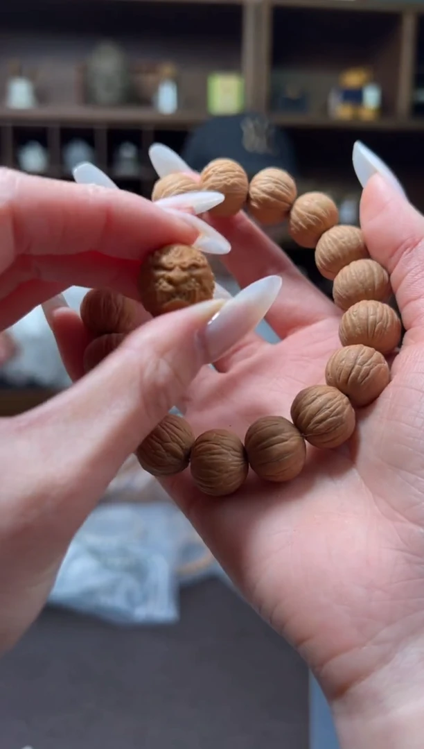 【闪购商品】猴头核桃吊坠赠品蛤蟆头