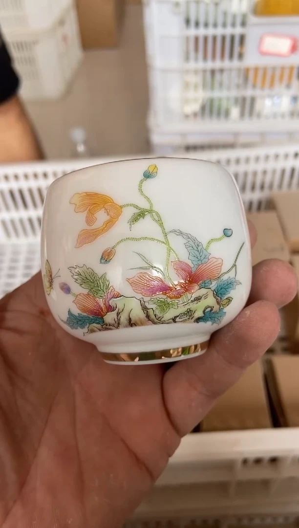 杯无运费险有瑕疵的摄影的产品有使用过的痕迹有点脏介意勿拍