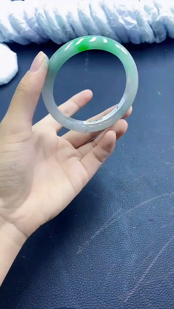 高冰透美人手镯 所见即所得128