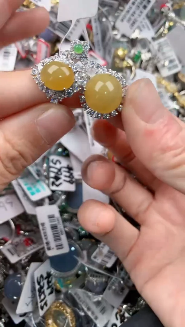 银S925镶嵌戒指翡翠333           8