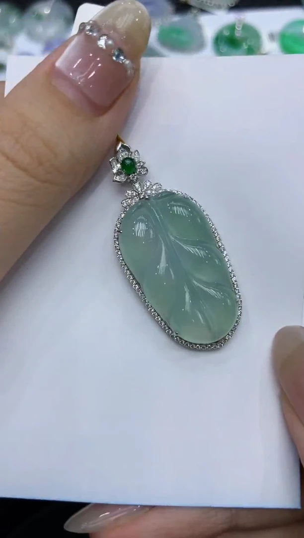【闪购商品】翡翠颈饰18K金镶嵌222222222
