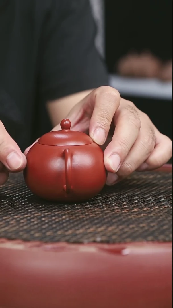 茶壶紫砂风*扬25号全手工朱泥西施140CC