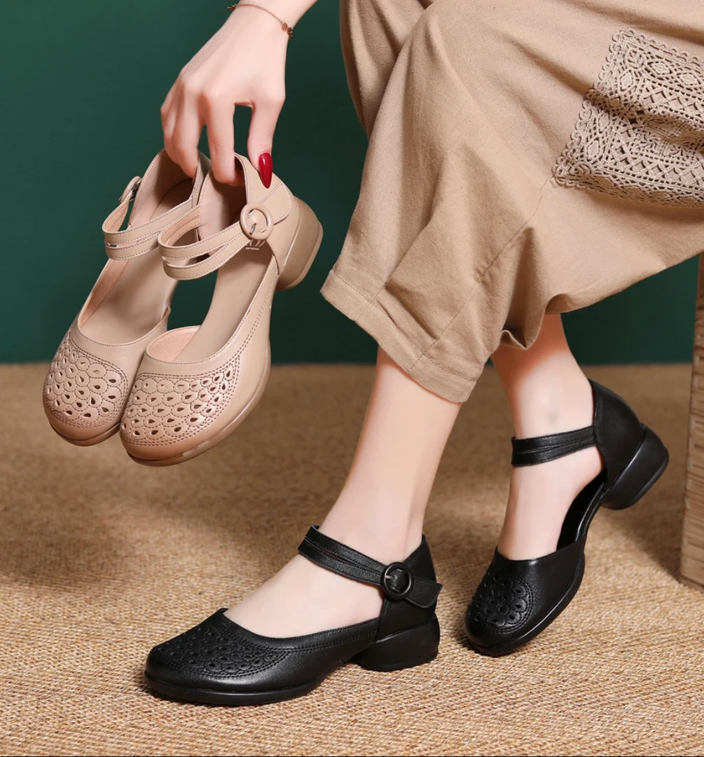 舒适夏季新款镂空软底妈妈凉鞋中老年休闲透气真皮妈妈鞋包头平底