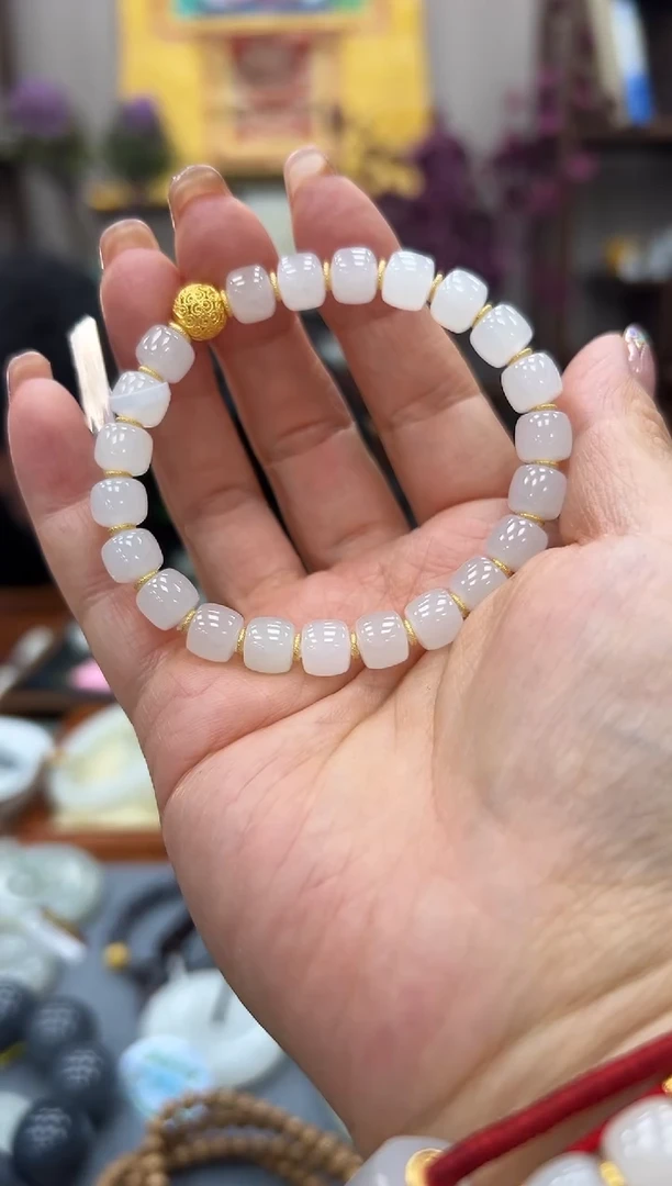 颈饰未镶嵌和田玉野牛沟手串