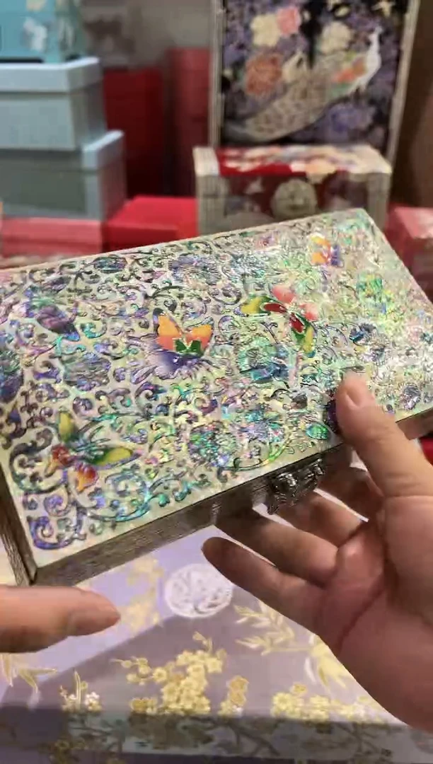 微瑕黑金鲍底·弘贝雅螺钿漆器文化馆