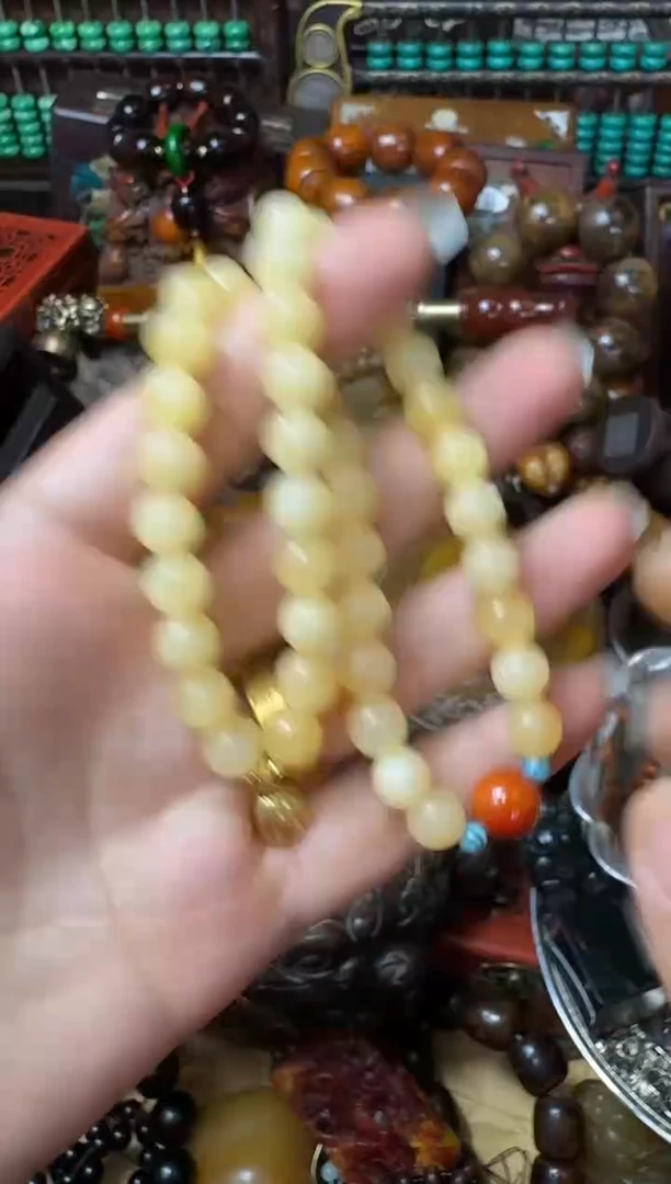 未镶嵌石英质玉（黄龙玉）1主播推荐：一物一拍，讲解为准！