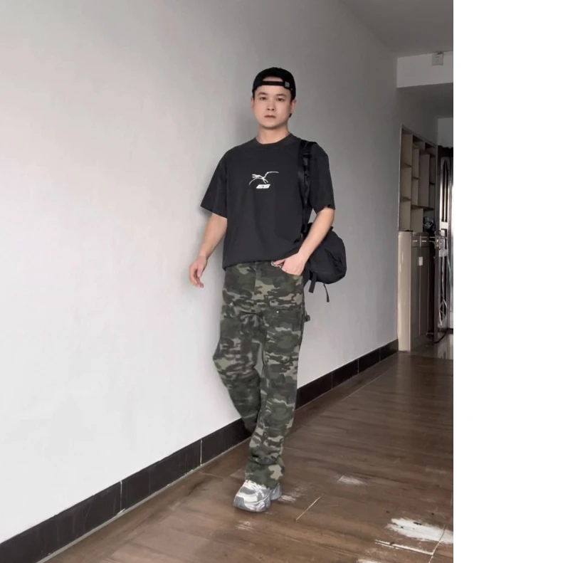 方向的向 夏季新款 美式硬汉风 洗水棉黑色T恤+绿迷彩直筒工装裤