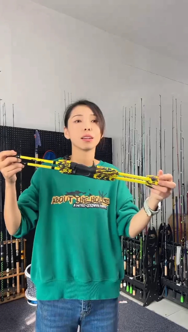1.8m碳素34号到手两根（瑕疵尾货竿，没有售后，介意勿拍）