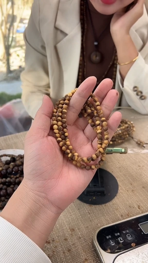 沉香手串D013圆珠多圈手串老料多样性发一