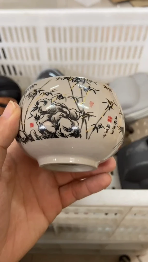 杯无运费险有瑕疵的摄影的产品有使用过的痕迹有点脏介意勿拍