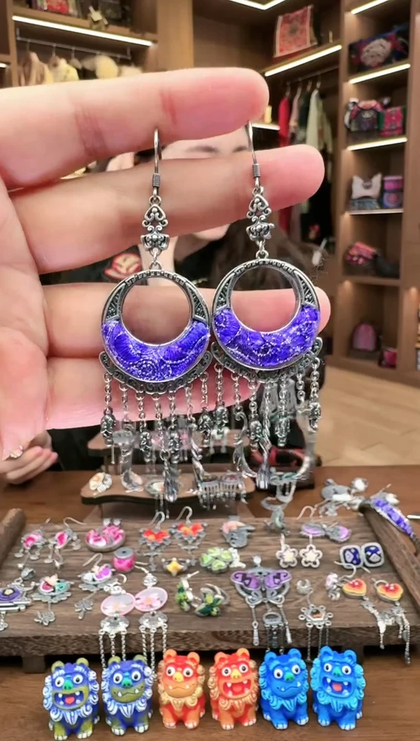 【闪购商品】织绣184黔东南苗族刺绣