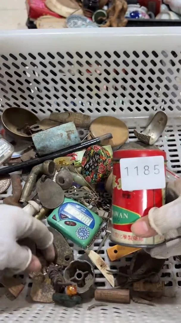 陶瓷?***念工艺品摆件09191185