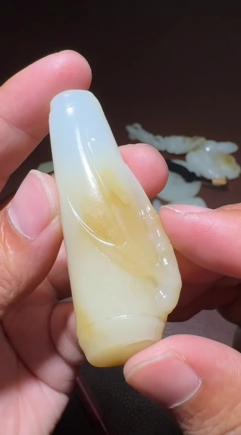 未镶嵌和田玉挂件和田玉