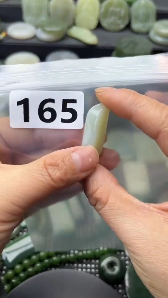 未镶嵌和田玉珠宝半成品挂件