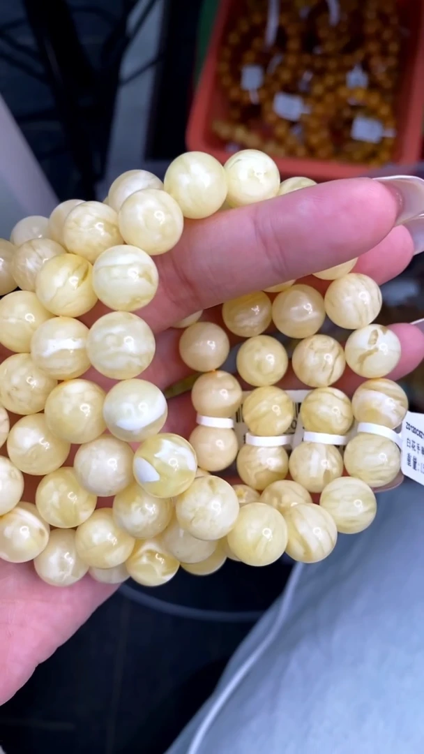 裸石琥珀未镶嵌12/26多样性发其一77