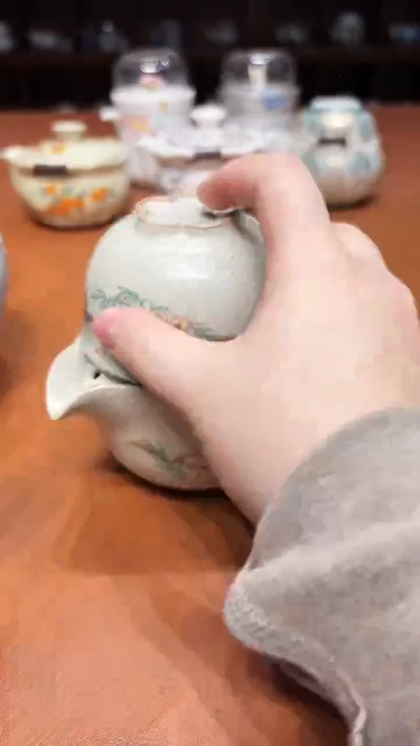 高雅艺术瓷简单清