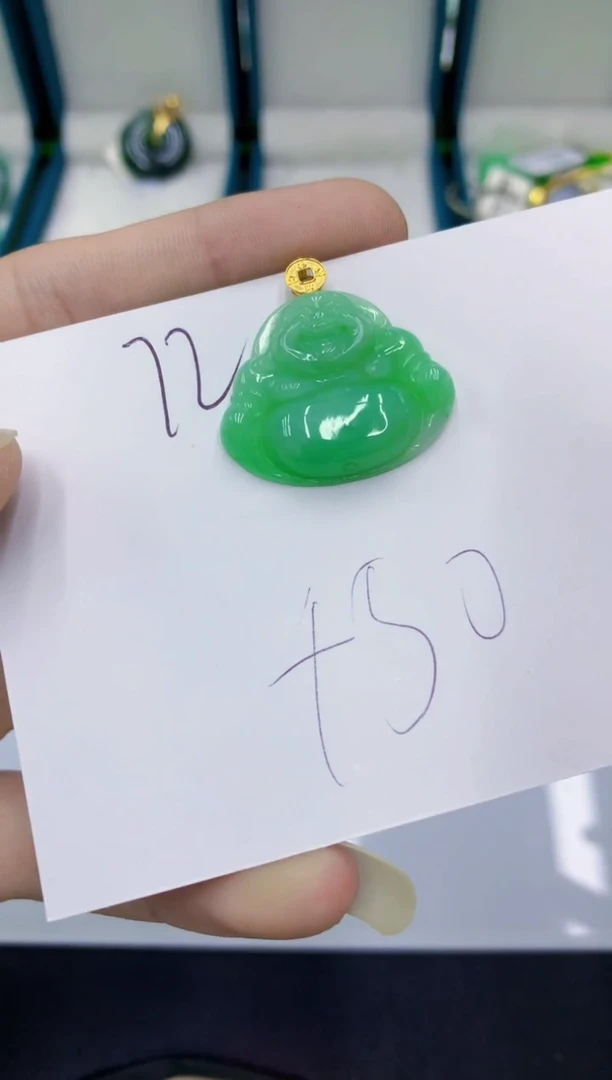 颈饰18K金镶嵌翡翠翡翠