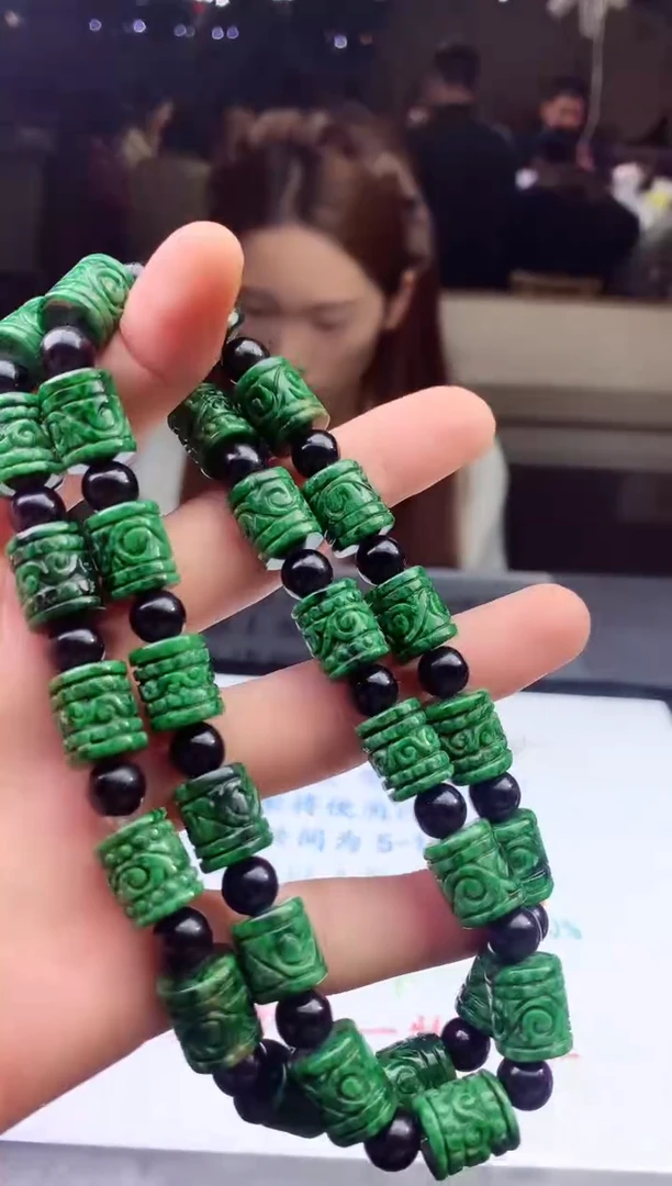 未镶嵌定制翡翠天然A货翡翠拍一发一