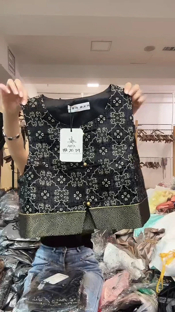 马甲       2XL码    130-140斤