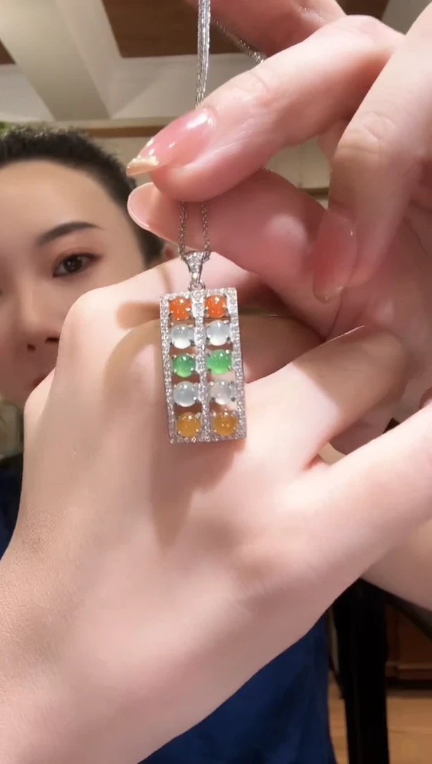 翡翠银S925镶嵌颈饰国风