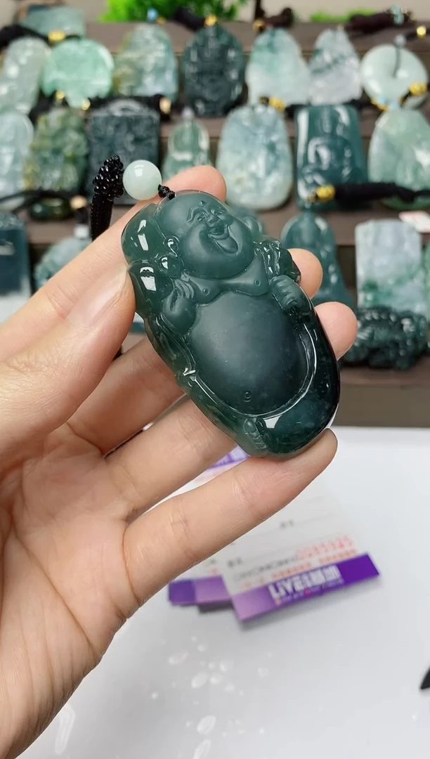 翡翠未镶嵌颈饰