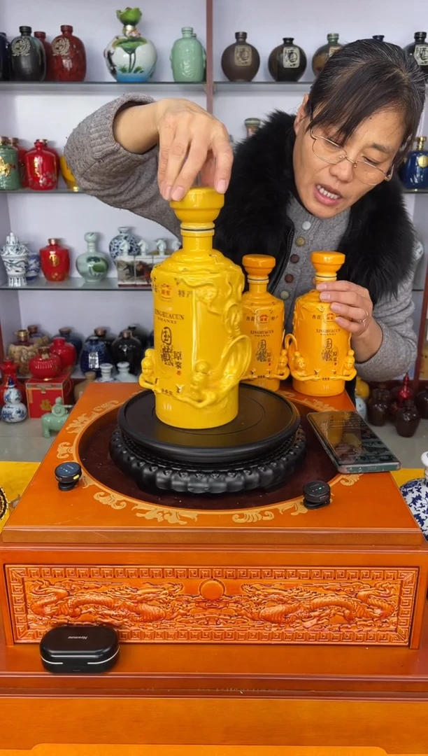 瓶瓷2斤装飞天仙女    陶瓷空酒坛