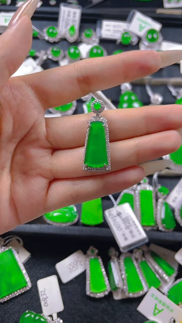 颈饰银S925镶嵌翡翠11