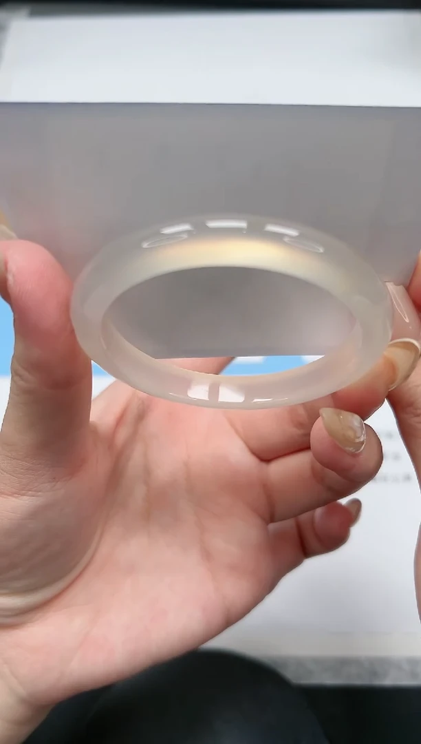 【闪购商品】玛瑙/玉髓手镯未镶嵌99/香槟52.7