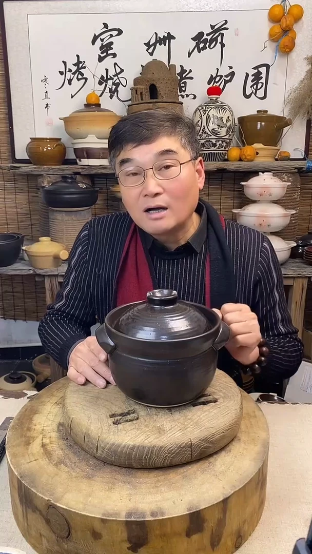 双盖微压1.8升干烧煲